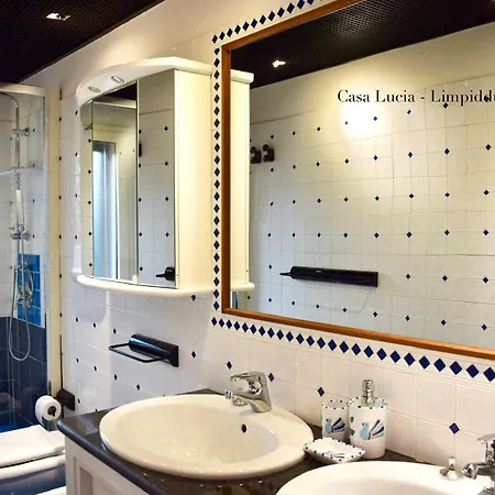 Casa Lucia Апартаменты *